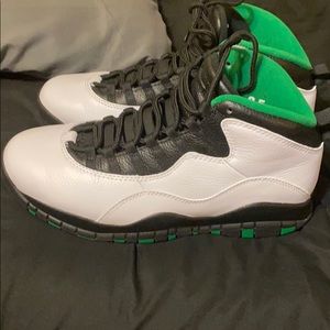 Jordan 10 Seattle size 9.5